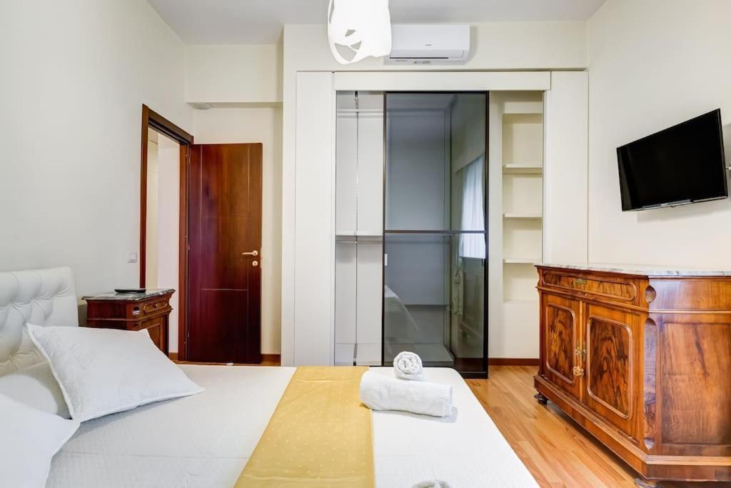Exclusive Apartment In Eur Lake Rzym Zewnętrze zdjęcie