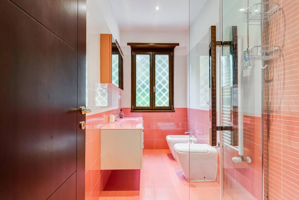 Exclusive Apartment In Eur Lake Rzym Zewnętrze zdjęcie