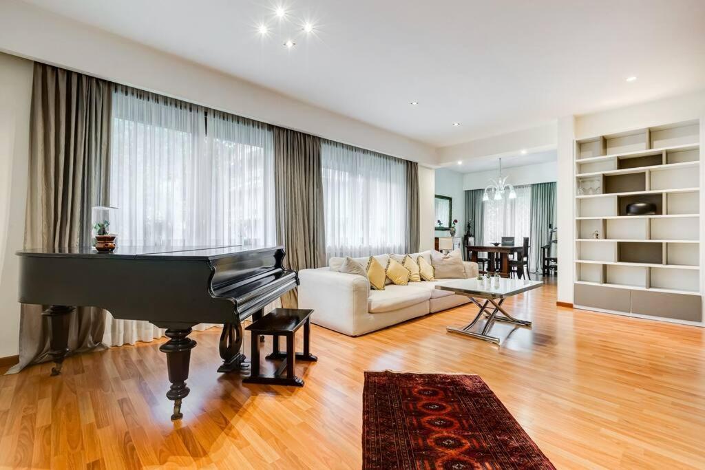 Exclusive Apartment In Eur Lake Rzym Zewnętrze zdjęcie