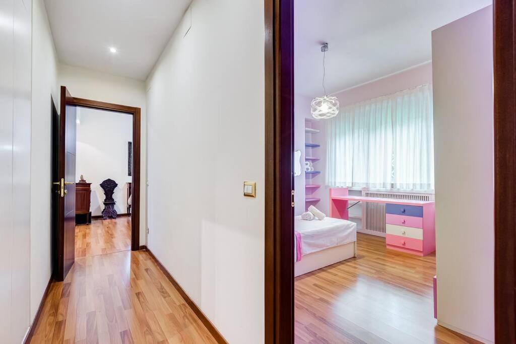Exclusive Apartment In Eur Lake Rzym Zewnętrze zdjęcie