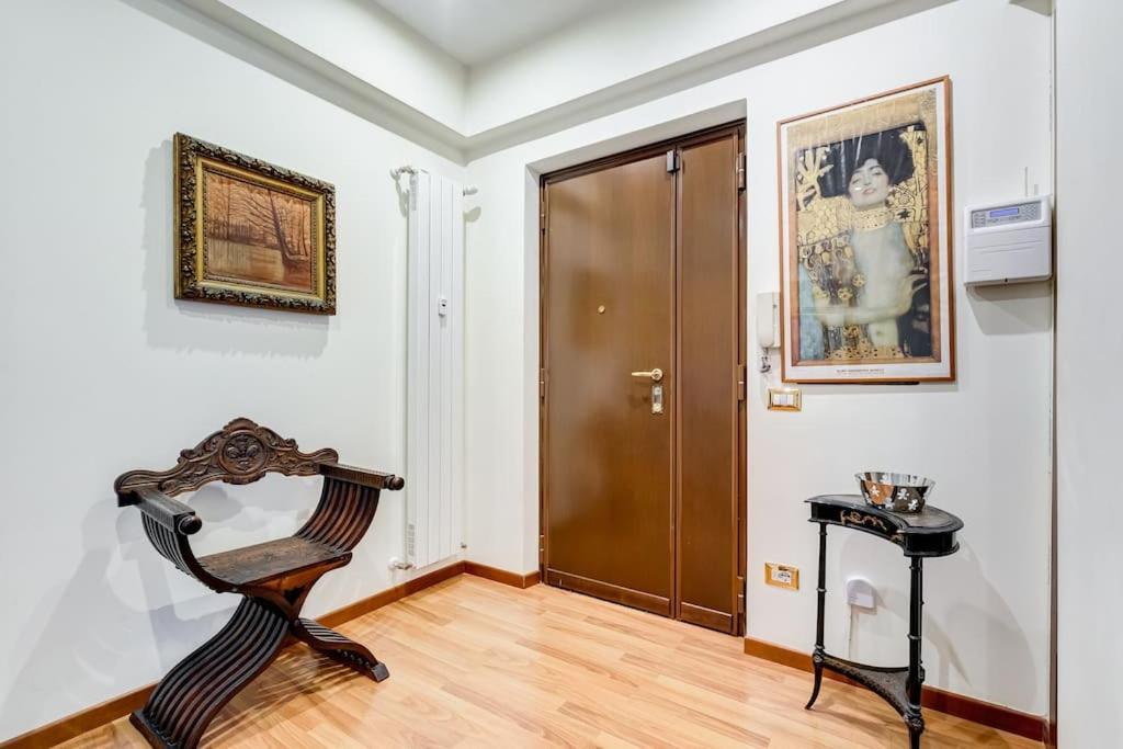Exclusive Apartment In Eur Lake Rzym Zewnętrze zdjęcie