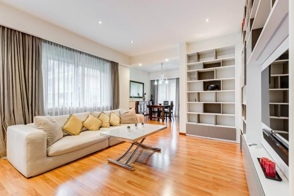 Exclusive Apartment In Eur Lake Rzym Zewnętrze zdjęcie