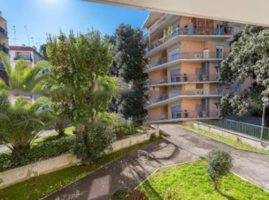 Exclusive Apartment In Eur Lake Rzym Zewnętrze zdjęcie