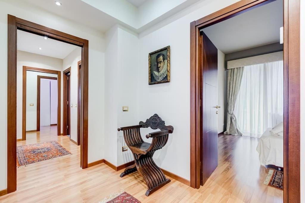 Exclusive Apartment In Eur Lake Rzym Zewnętrze zdjęcie