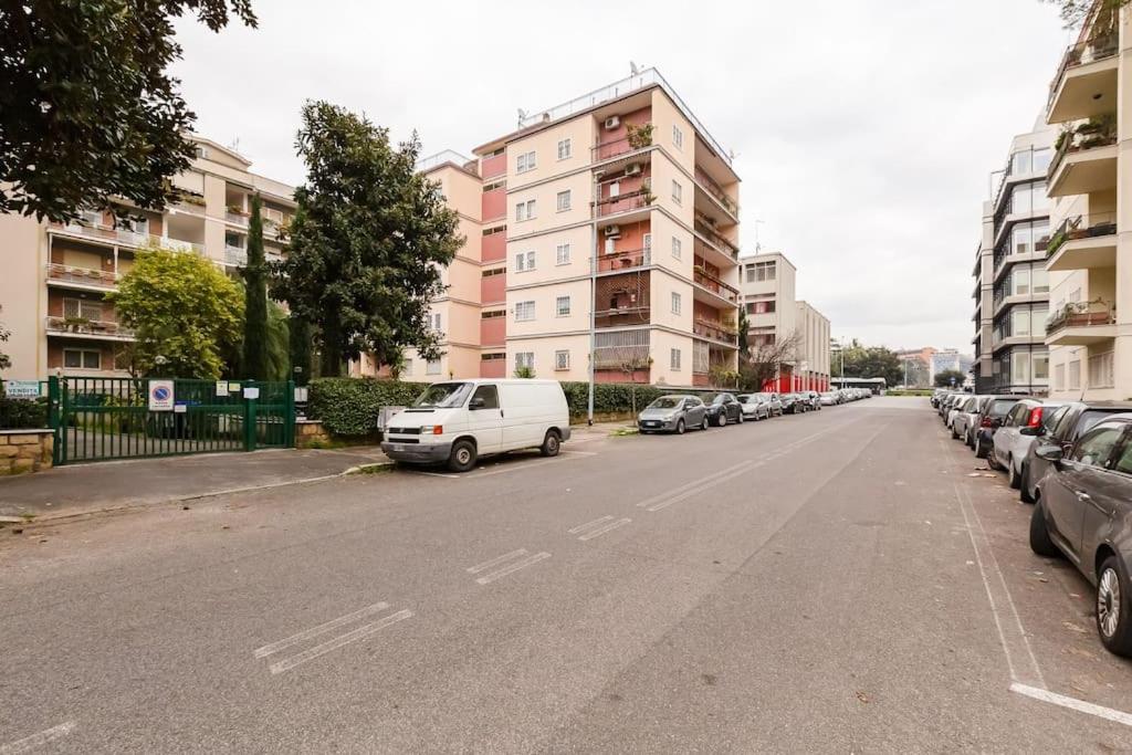 Exclusive Apartment In Eur Lake Rzym Zewnętrze zdjęcie