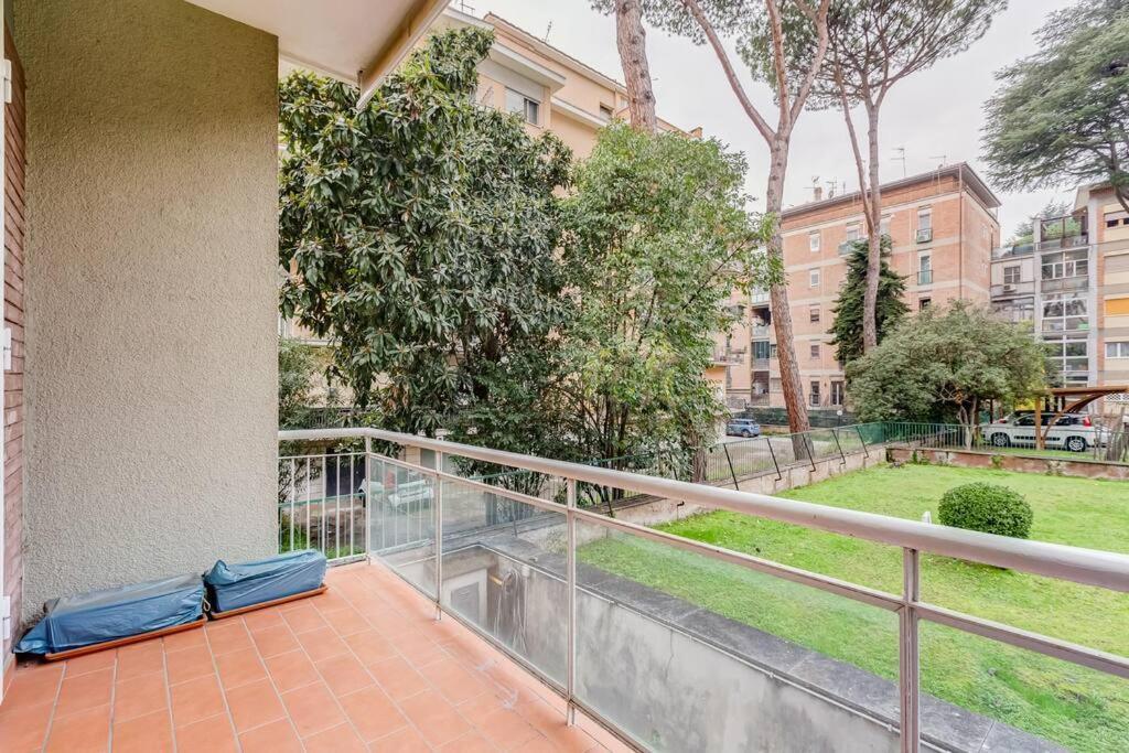 Exclusive Apartment In Eur Lake Rzym Zewnętrze zdjęcie
