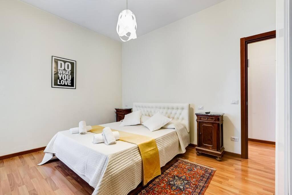 Exclusive Apartment In Eur Lake Rzym Zewnętrze zdjęcie