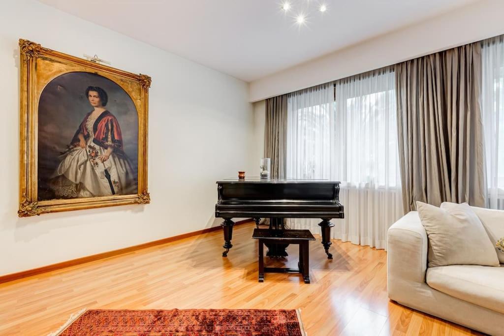 Exclusive Apartment In Eur Lake Rzym Zewnętrze zdjęcie